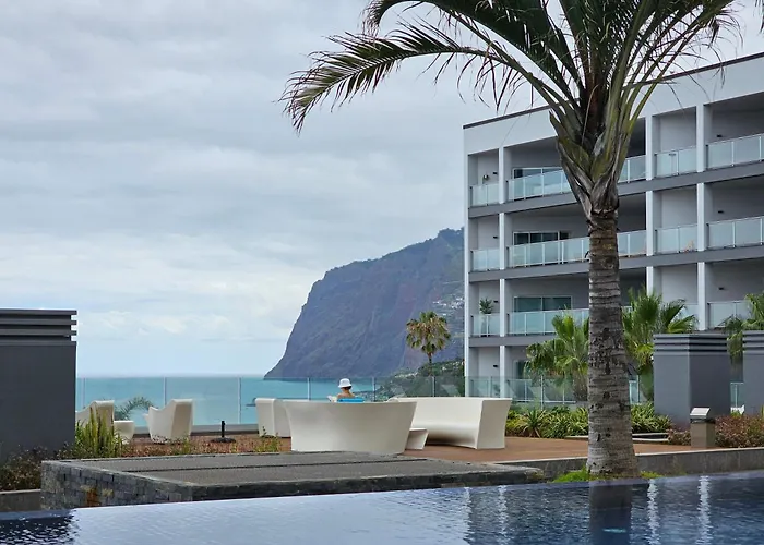Madeira Palace - Pearl View